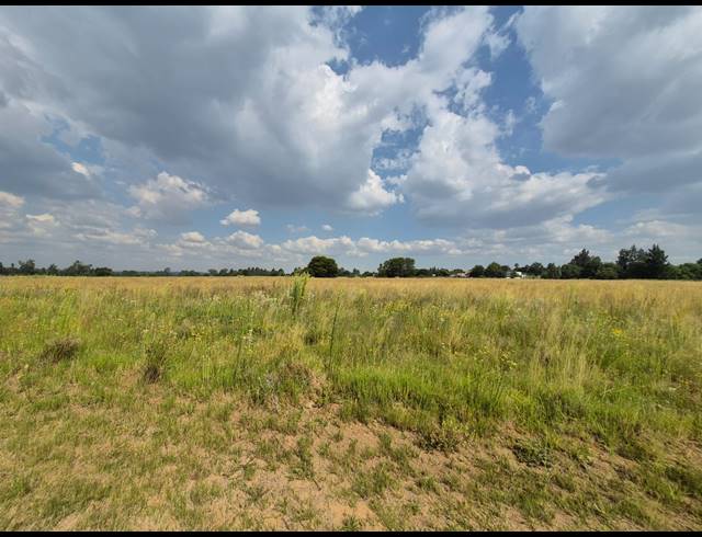 1,987M² VACANT LAND FOR SALE IN VAALPARK